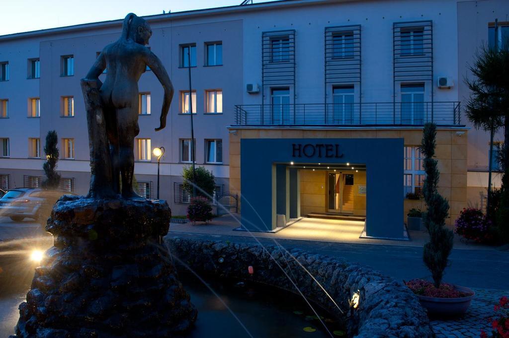 Hotel Brojan Jaworzno Exteriér fotografie