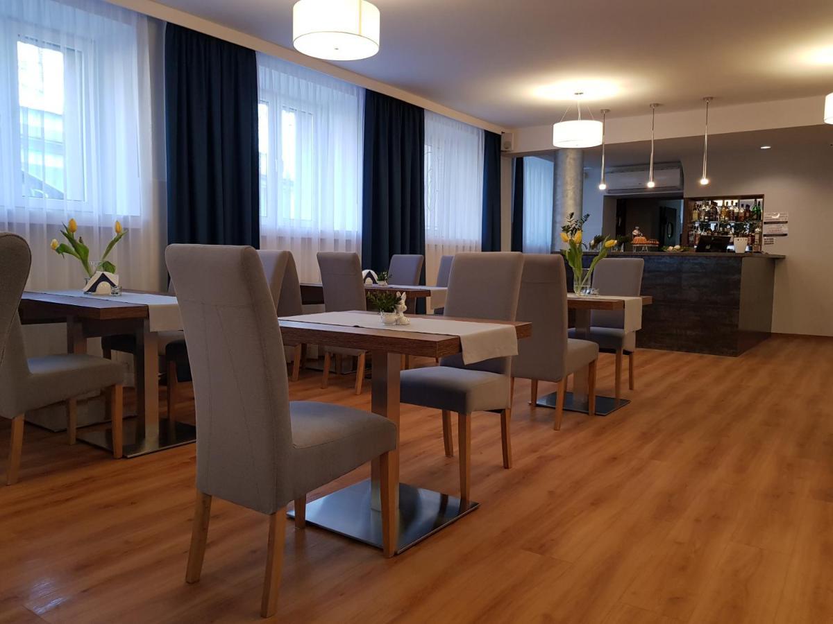 Hotel Brojan Jaworzno Exteriér fotografie