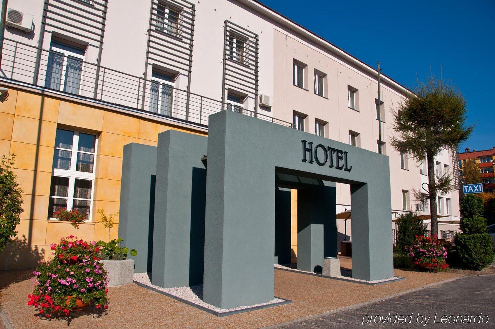Hotel Brojan Jaworzno Exteriér fotografie